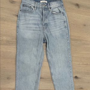 PacSun Light-Wash Mom Jeans